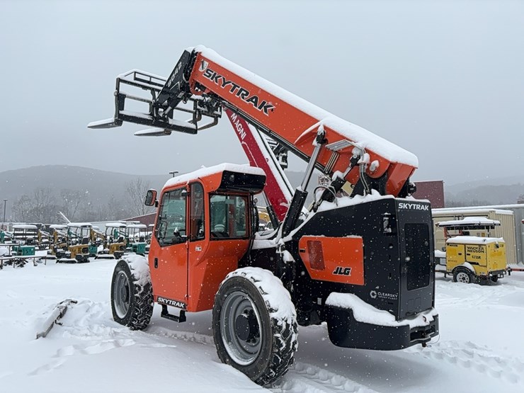 sky-trak-8042-image-8