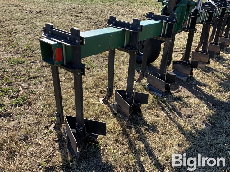 hawkins-12r30”-hiller-image-17