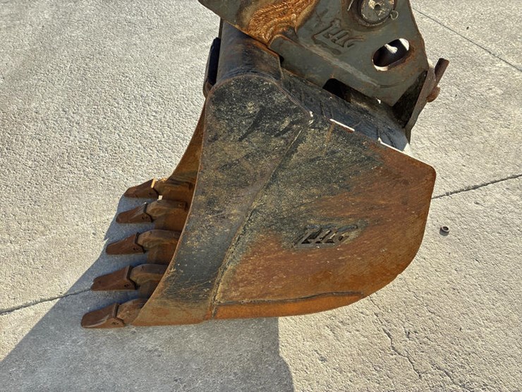 volvo-ecr88d-image-15