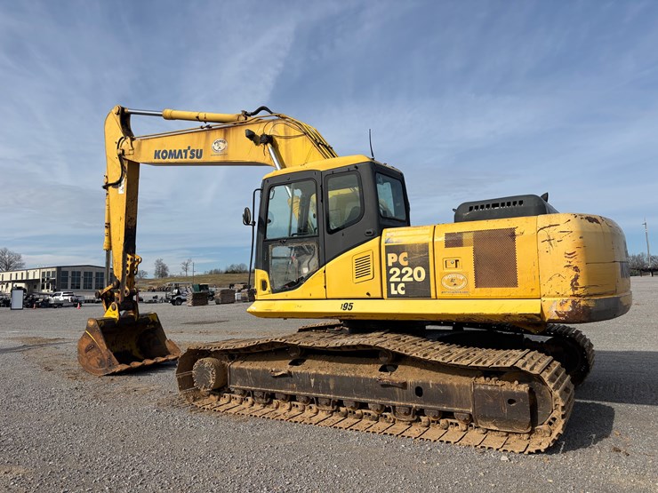 komatsu-pc220-lc-7l-image-6
