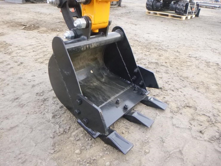 2025-vicsec-vc13c-hydraulic-excavator-image-9