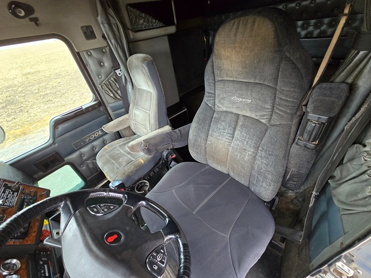 1999-kenworth-w900l-image-79