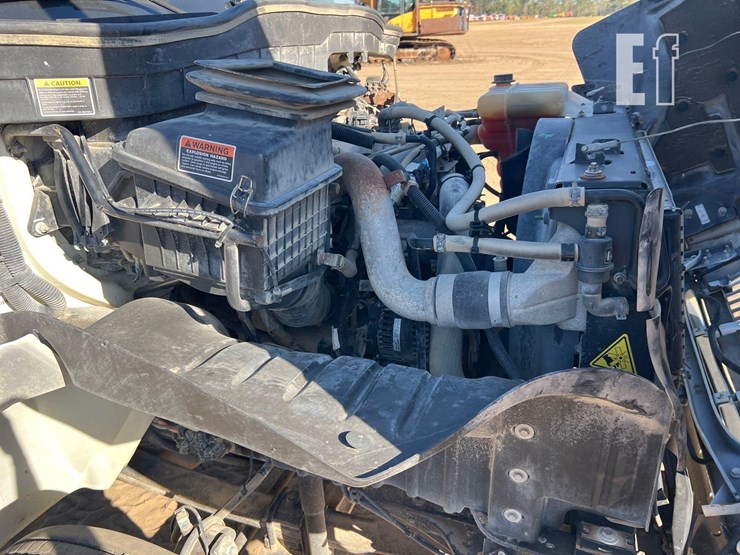 international-durastar-4300-image-23