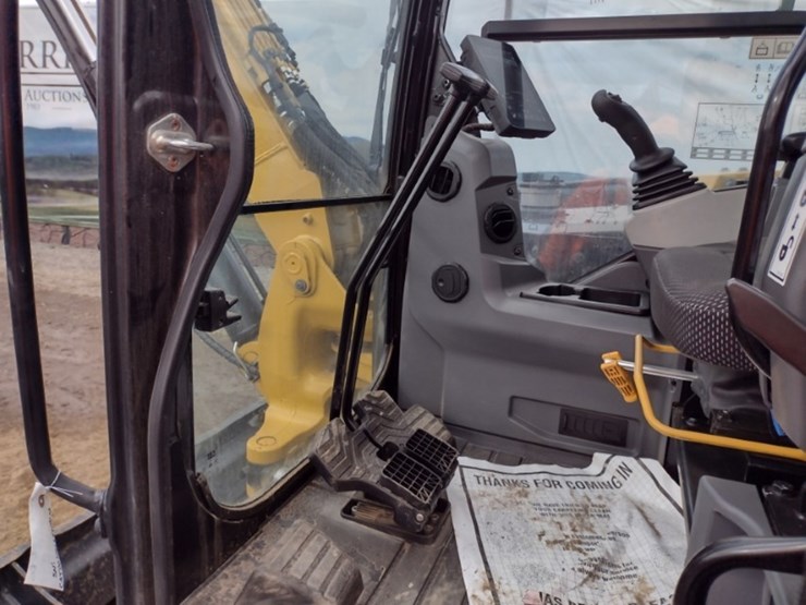 caterpillar-306-cr-image-12