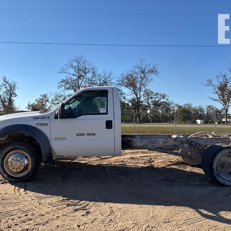 FORD F550 XL
