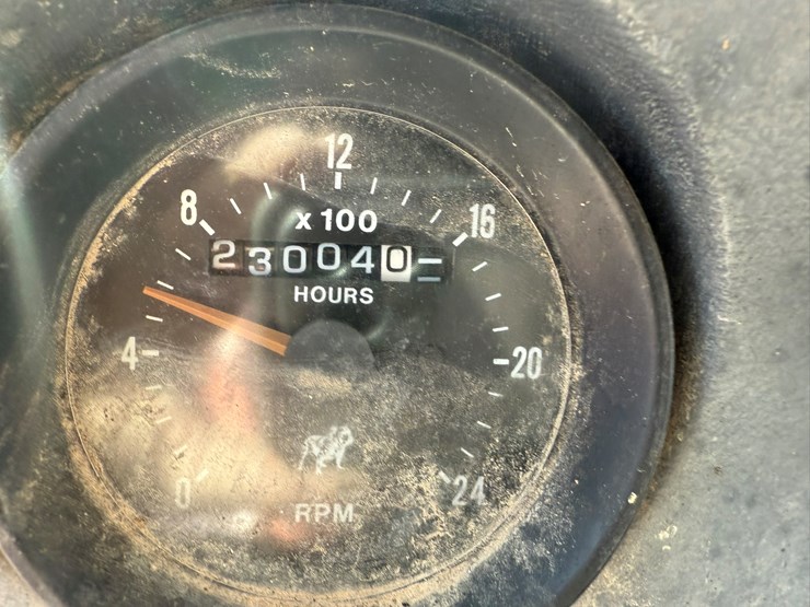 mack-r686st-image-118