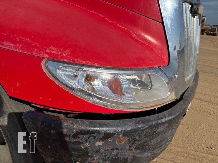 international-durastar-4300-image-17