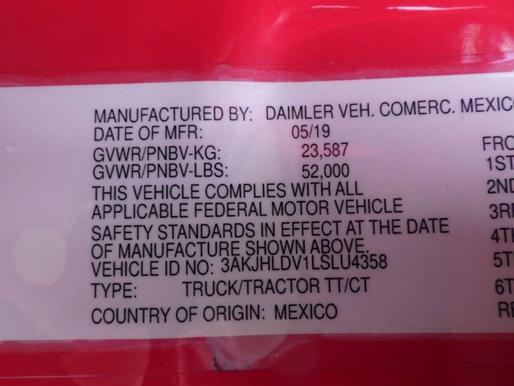 freightliner-cascadia-126-image-23