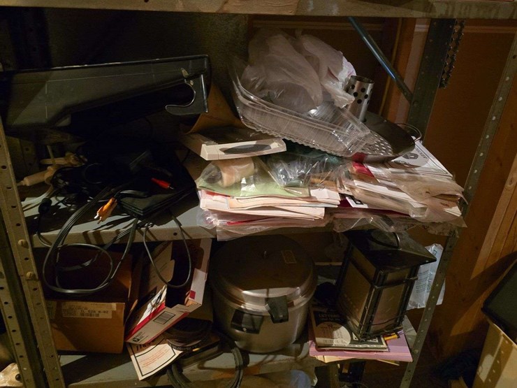 flex-shot,-primer,-flex-seal,-lantern,-thermos,-paint-tray,-misc.-shelf-not-included-image-3