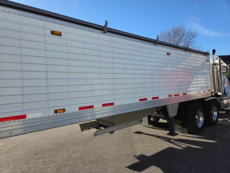 2013-timpte-super-hopper-image-37