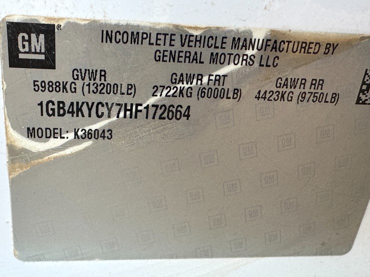 2017-chevrolet-3500hd-image-5