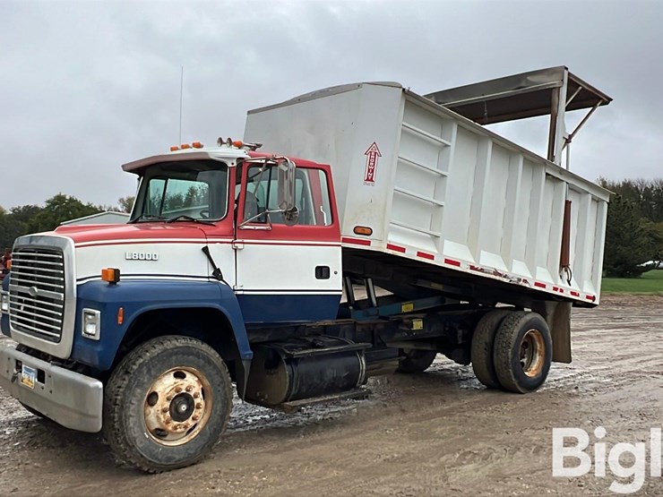 1996-ford-l8000-image-19