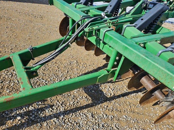 john-deere-714-image-12