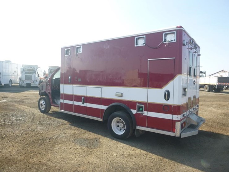 2008-ford-e450-image-4