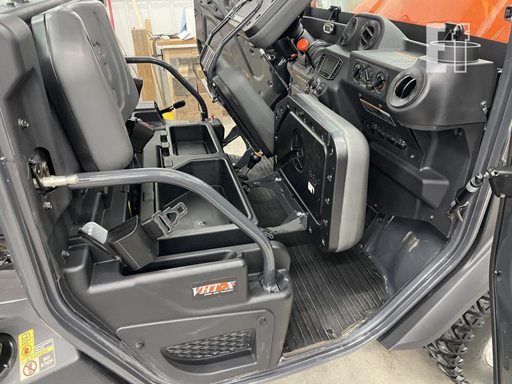 2015-kubota-rtv-x1100c-image-12