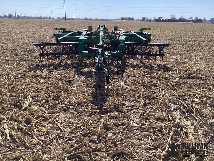 2013-john-deere-2720-image-2