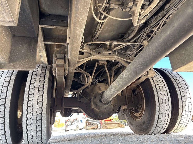 2013-international-workstar-7400-image-49