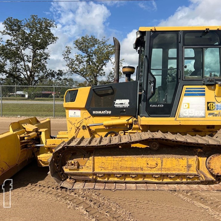 2005 KOMATSU D39PX-21