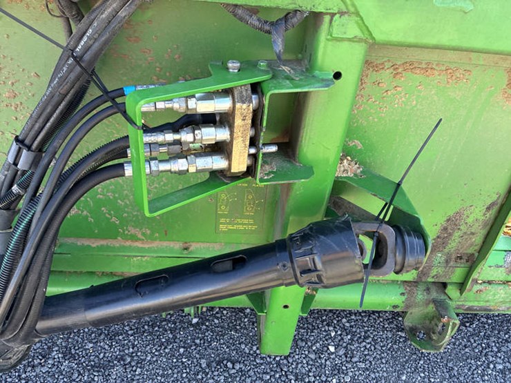 2004-john-deere-630f-image-12