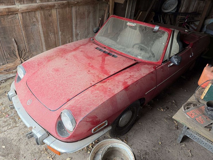 1970-fiat-spider-convertible,-non-running,-turns-over,-with-title-and-books-image-1