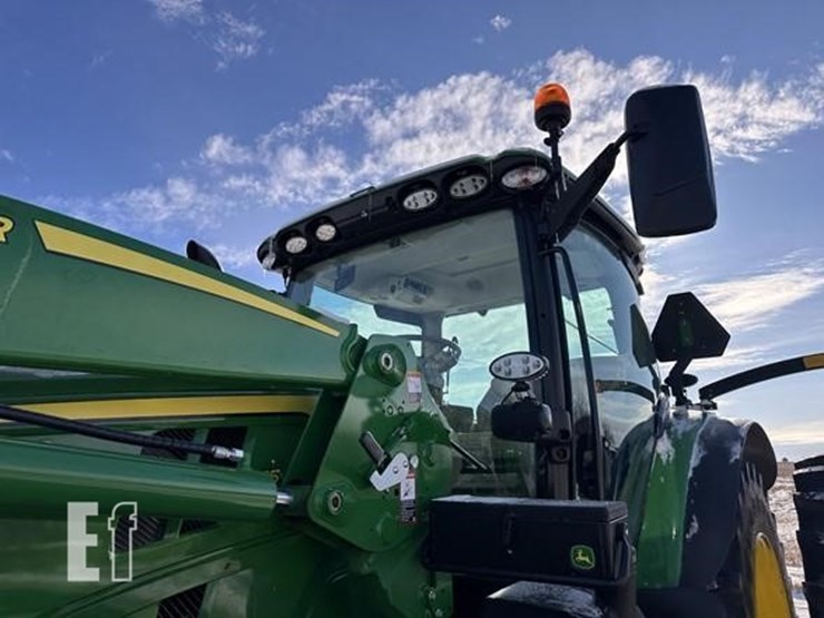 2023-john-deere-6r-155-image-34