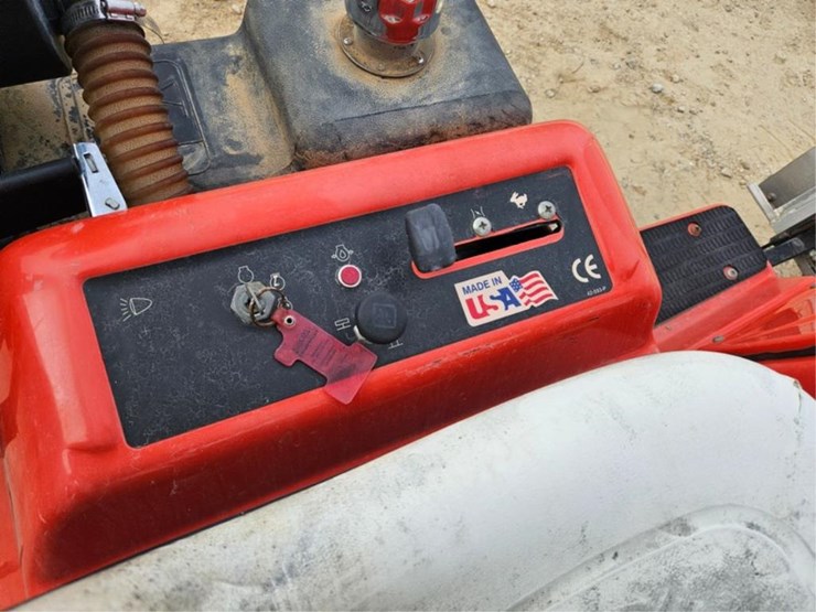 #3036-•-smithco-super-star-sand-trap-rake-image-21