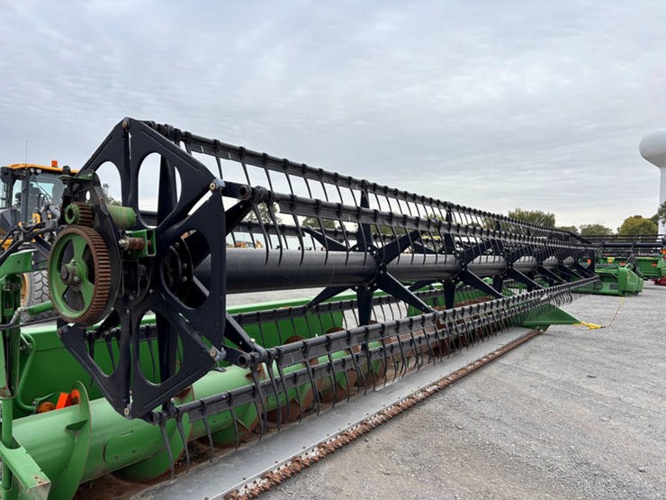 john-deere-630f-image-17