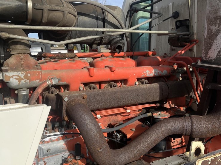 j-i-case-2090-image-12