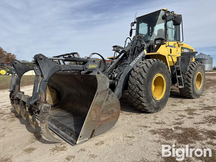 komatsu-wa200pt-5-image-1