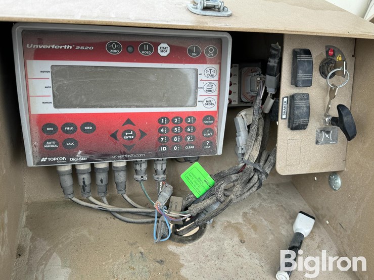 2024-unverferth-3755xl-image-14