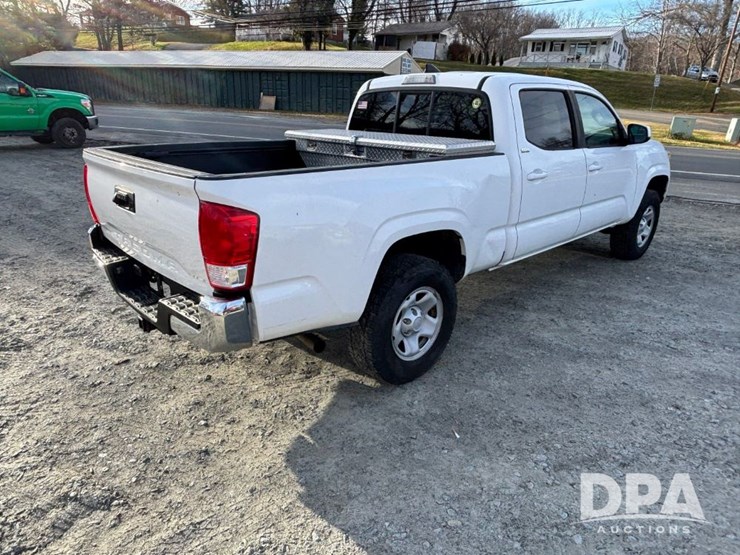 toyota-tacoma-image-5