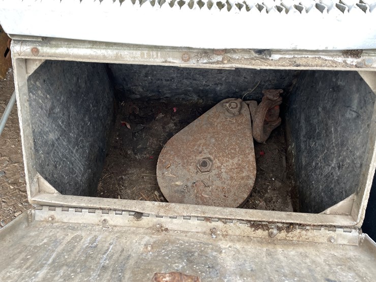 ford-lt9000-image-33