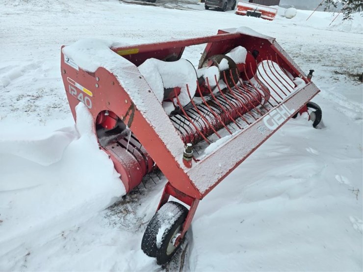 2002-gehl-1285-image-38