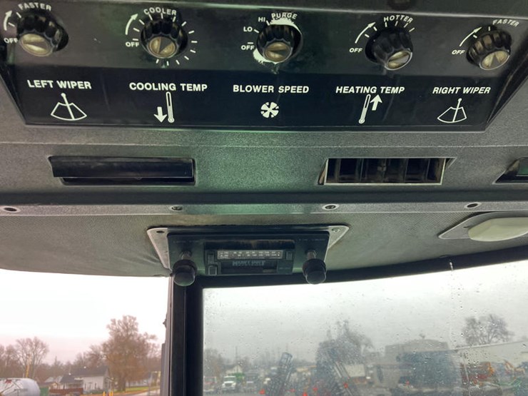 john-deere-4640-image-18