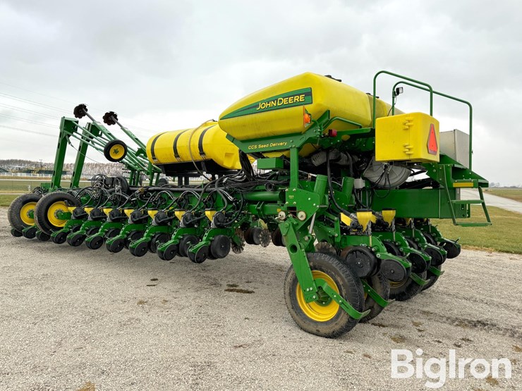 2012-john-deere-1770nt-ccs-image-7