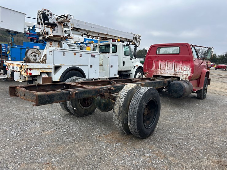 chevrolet-70-image-4