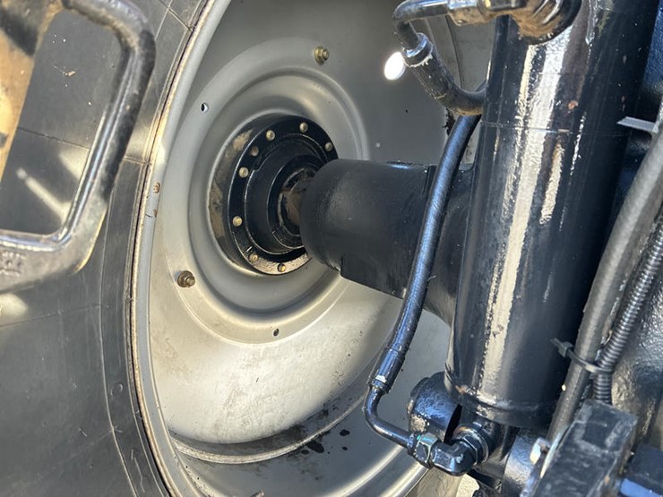 case-ih-mx215-image-58