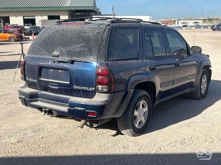 2003-chevrolet-trailblazer-image-2