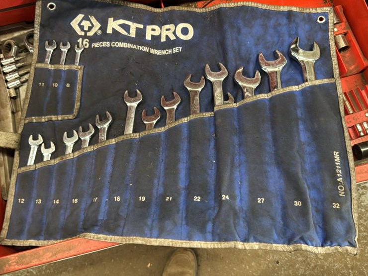 #160-•-snapon-tool-box*-image-8