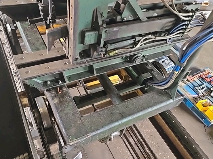 #143-•-cleereman-carriage-image-22