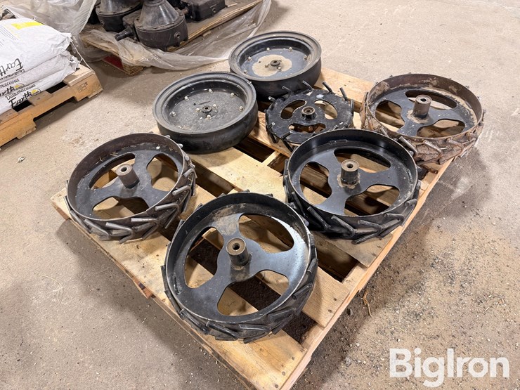 row-crop-cultivator-parts-image-3