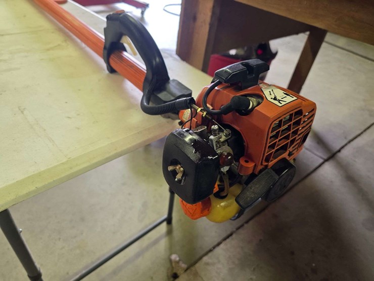 echo-power-pruner,-gas-powered-chain-saw,-12”-bar-image-7
