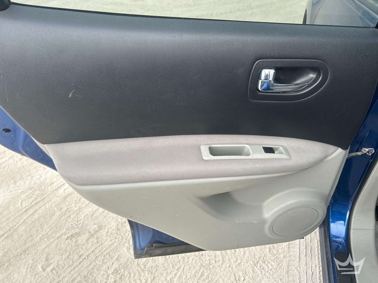 2008-nissan-rogue-image-18