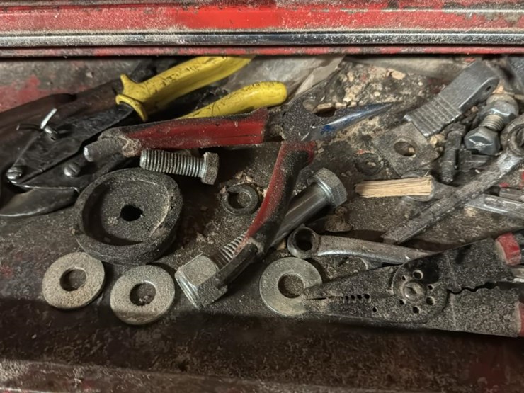 #139-•-tool-box*-image-6