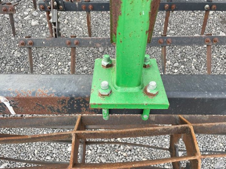 john-deere-2210-image-27