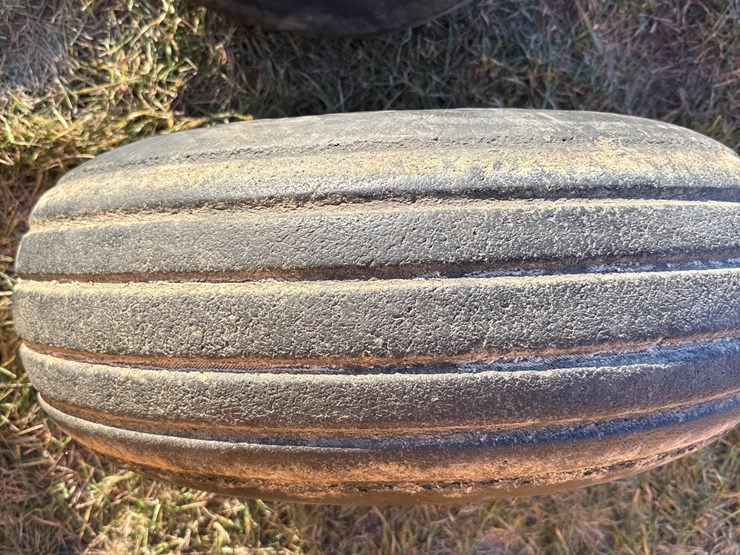 various-mounted-tires-&-rims-image-11