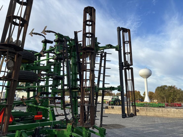 john-deere-2210-image-46