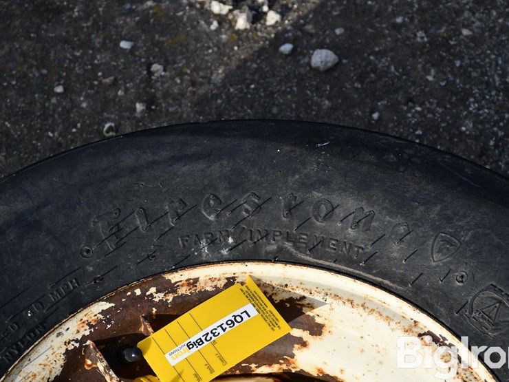 firestone-9.5l-15-tire-on-6-bolt-rim-image-10