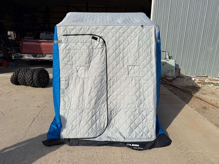 clam-x-200-pro-thermal-fish-house,-fully-insulated,-with-sled-and-hitch,-led-light-bar,-2-doors-image-6