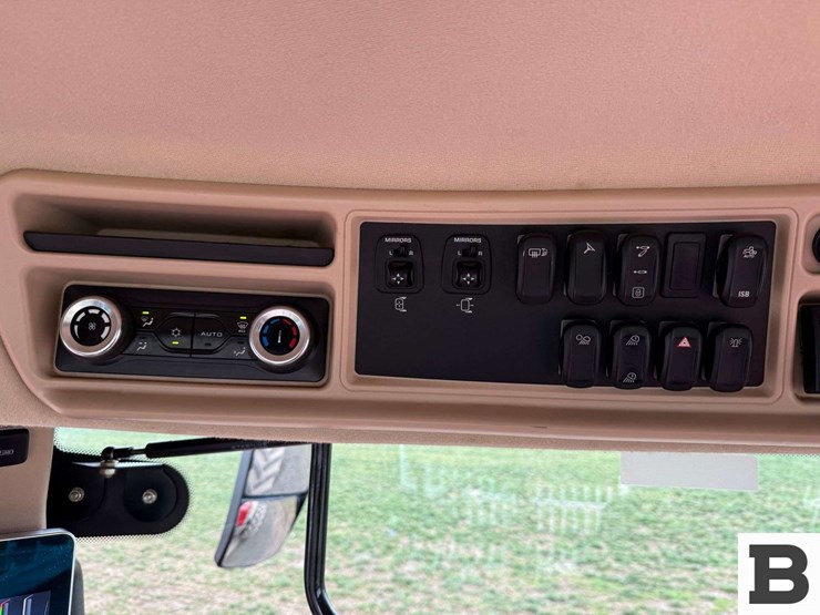 2022-case-ih-2022-image-78